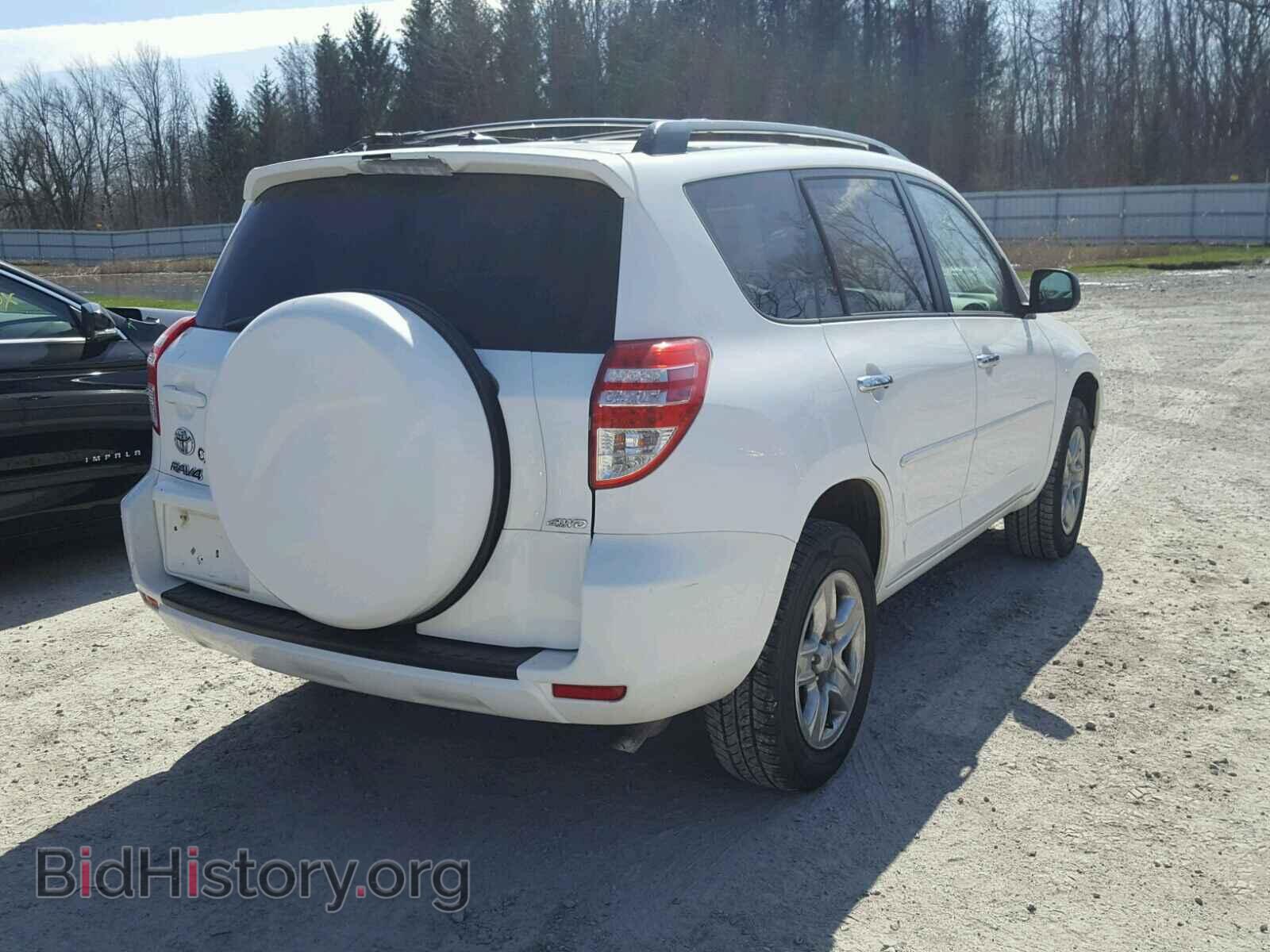 2011 TOYOTA RAV4 - VIN: 2T3BF4DVXBW116499 - Фото 4
