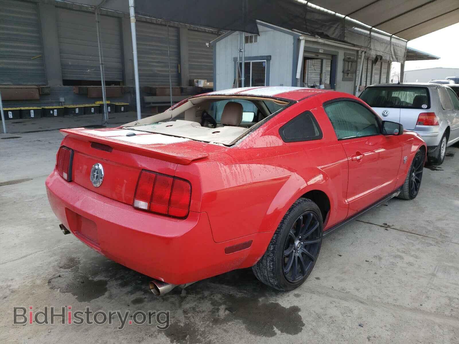 2009 FORD MUSTANG - VIN: 1ZVHT80NX95137576 - Фото 4