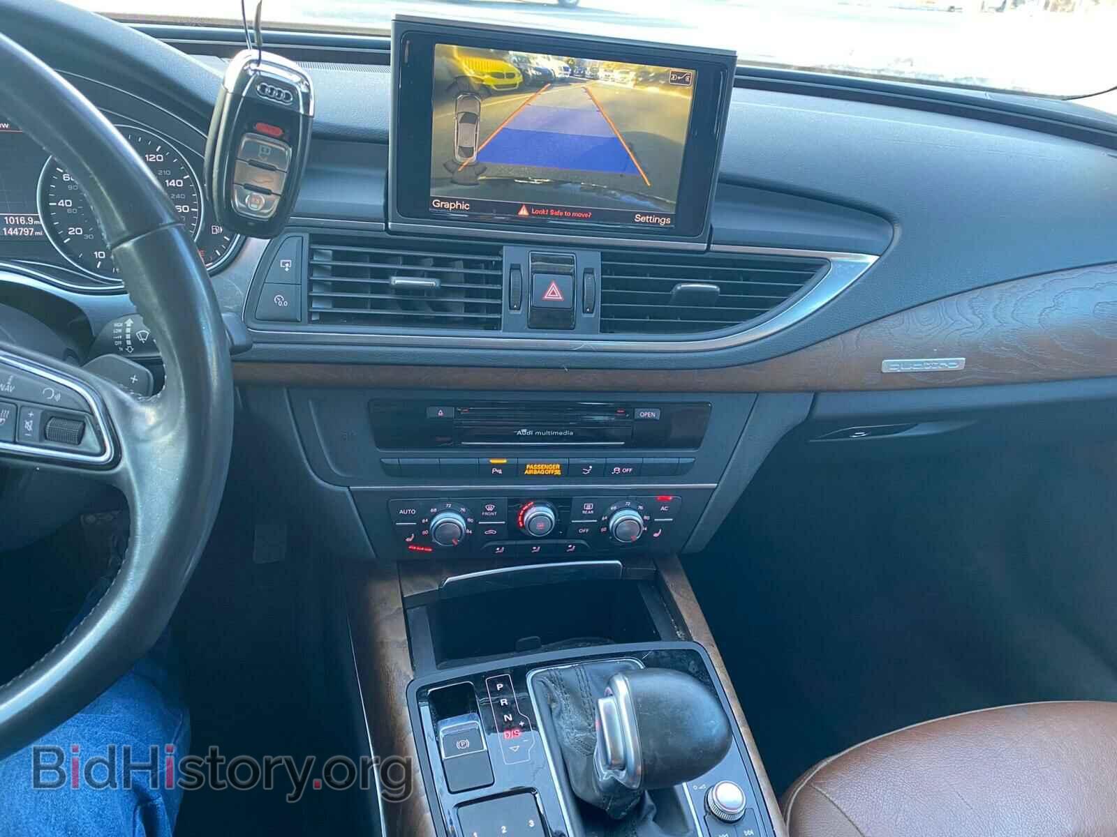 2012 AUDI A7 - VIN: WAUYGAFCXCN131589 - Фото 9