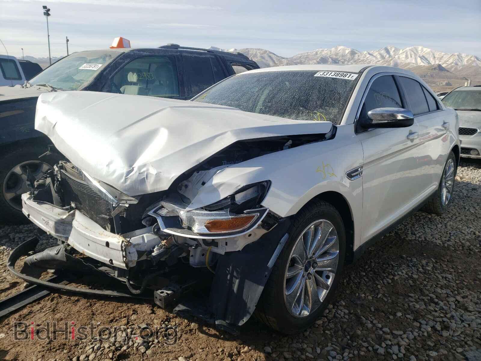 2010 FORD TAURUS - VIN: 1FAHP2FW0AG106100 - Фото 2