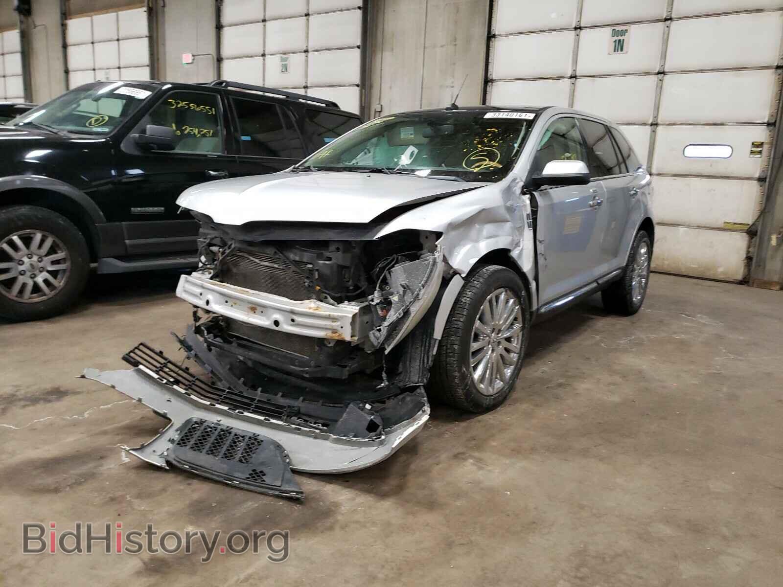 2011 LINCOLN MKX - VIN: 2LMDJ8JK7BBJ31330 - Фото 2