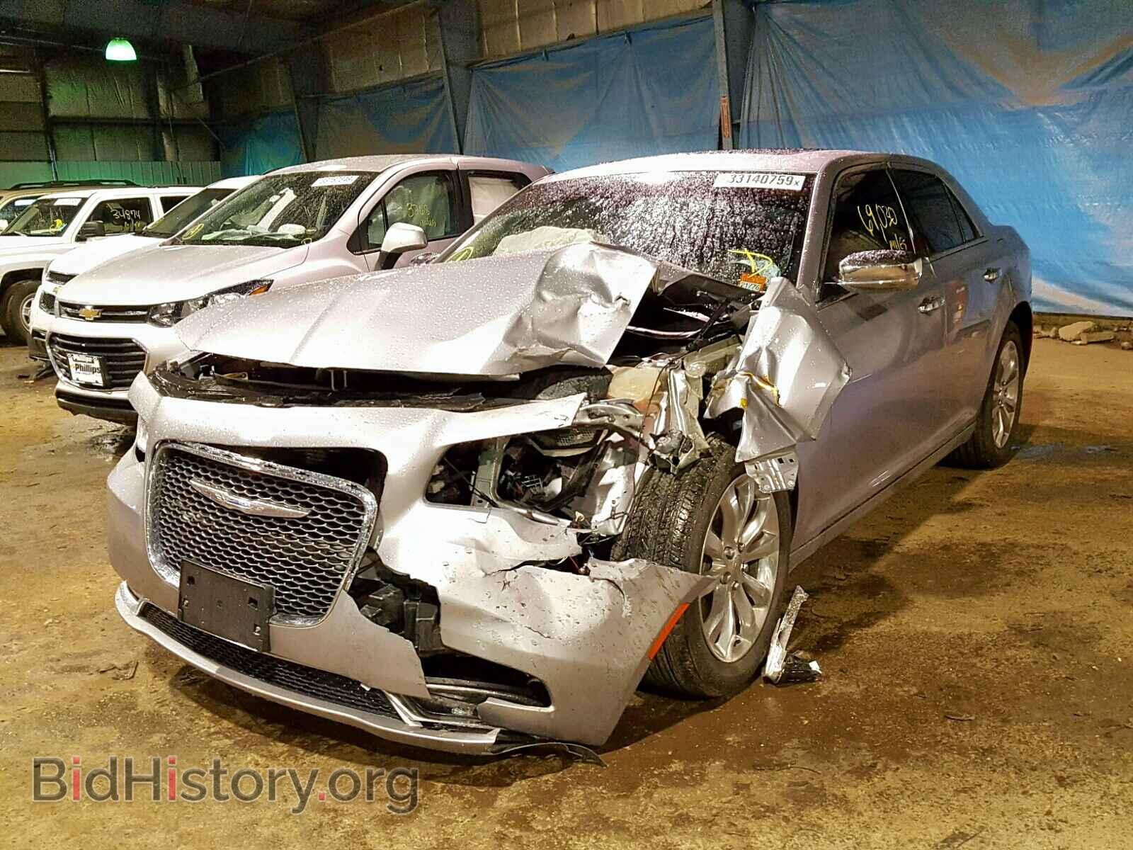 2016 CHRYSLER 300 - VIN: 2C3CCAKG5GH111576 - Фото 2