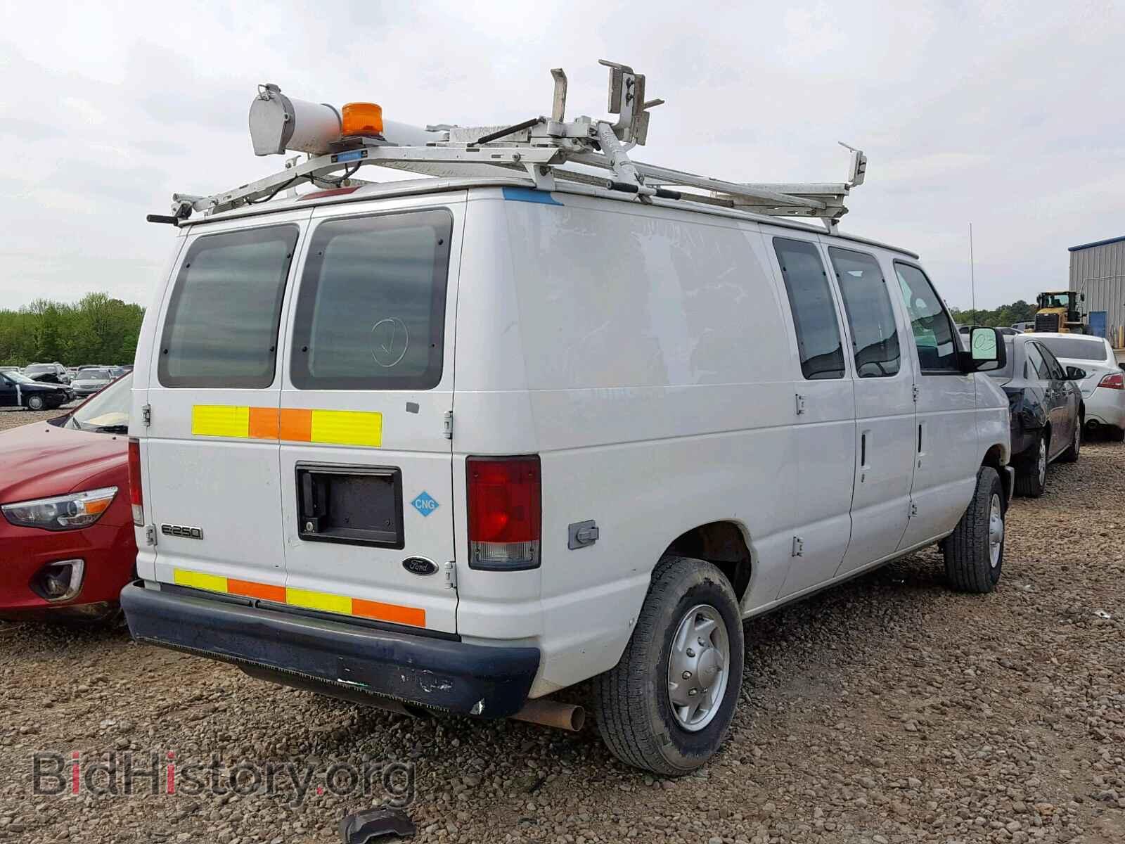 2010 FORD ECONOLINE - VIN: 1FTNE2EL7ADA09987 - Photo 4