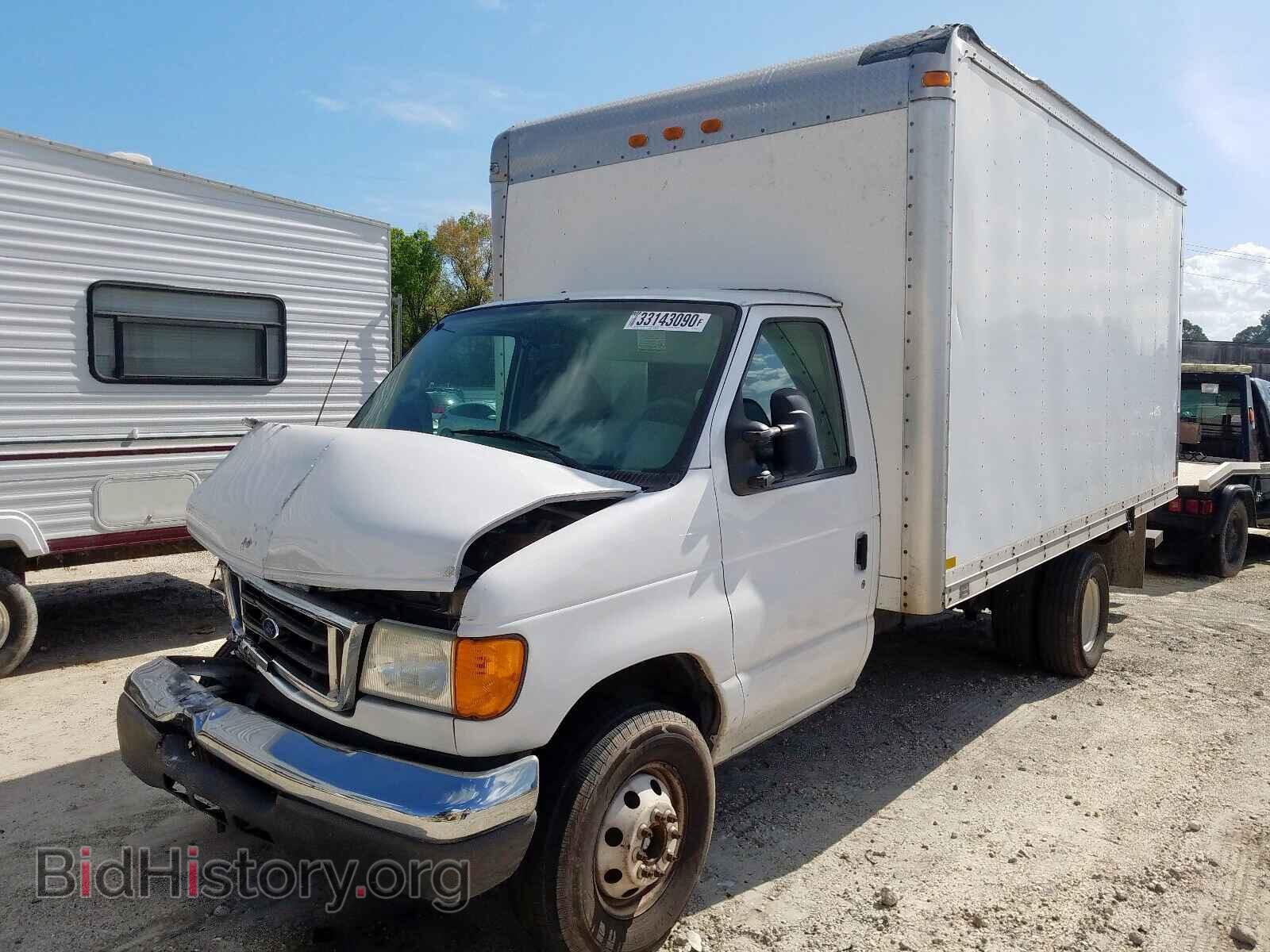 2007 FORD ECONOLINE - VIN: 1FDWE35P37DA51249 - Photo 2
