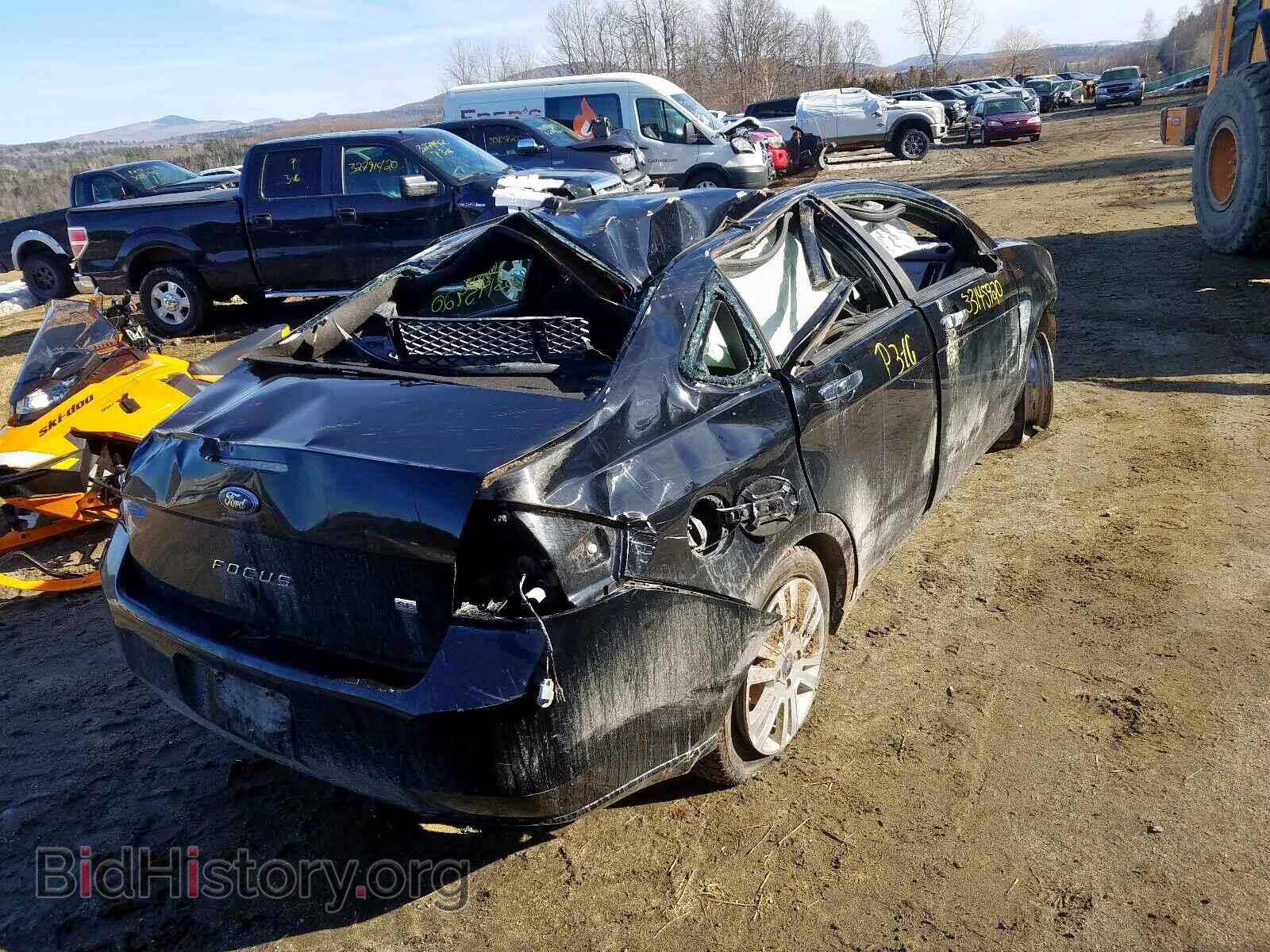 2008 FORD FOCUS - VIN: 1FAHP35N08W190689 - Photo 4