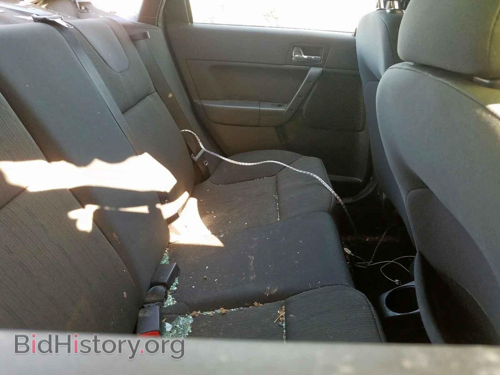 2008 FORD FOCUS - VIN: 1FAHP35N08W190689 - Photo 6