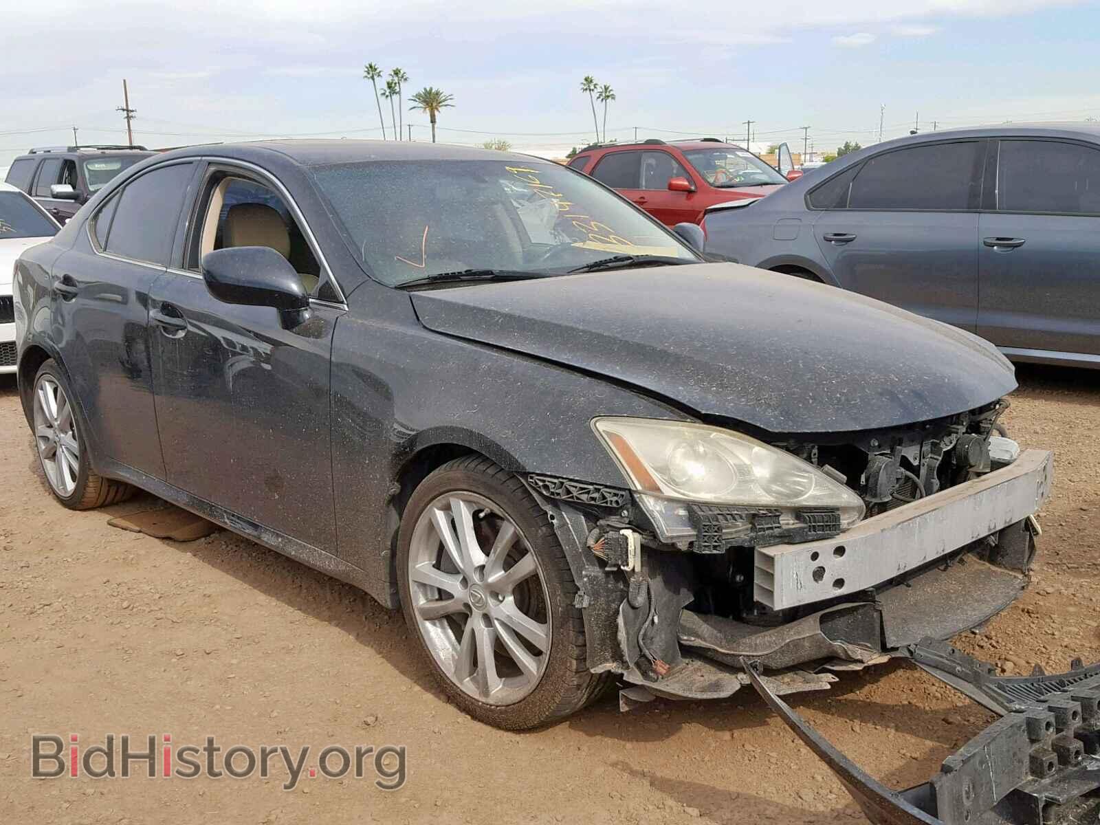 Photo JTHBE262375012492 - LEXUS IS 2007
