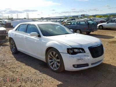 2014 Chrysler 300 300 S, white — VIN 2C3CCABG3EH228876, Copart