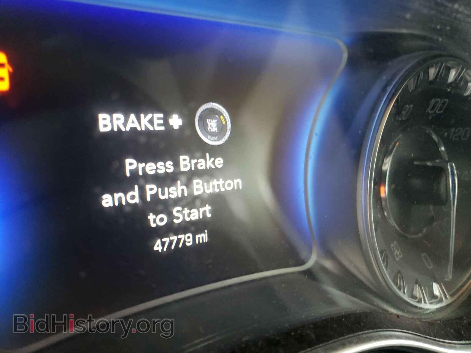 2018 CHRYSLER 300 - VIN: 2C3CCARG8JH324714 - Фото 8