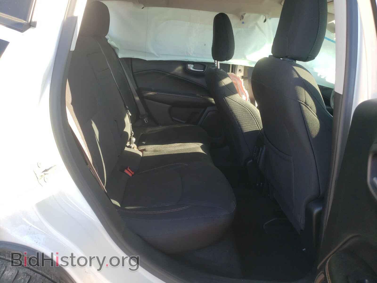 2018 JEEP COMPASS - VIN: 3C4NJCAB3JT137801 - Photo 6