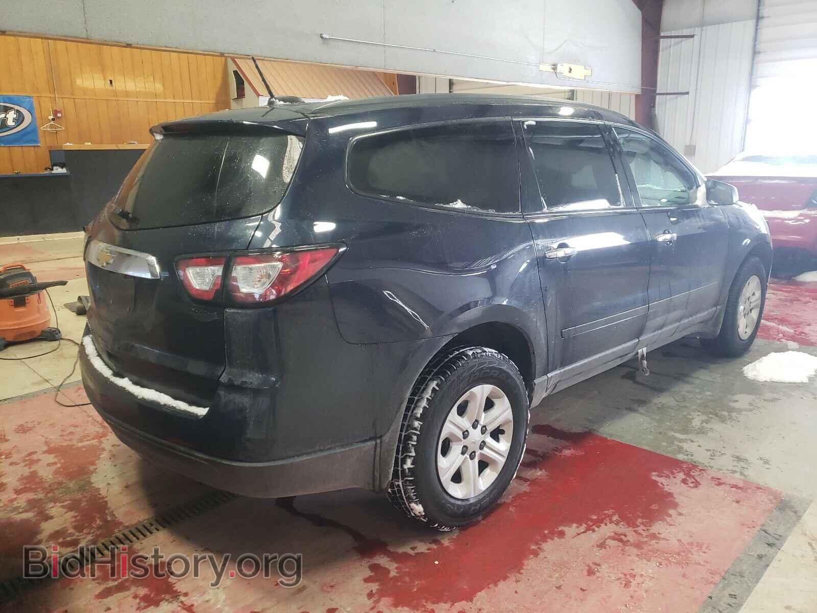 2017 CHEVROLET TRAVERSE - VIN: 1GNKRFED7HJ144445 - Фото 4