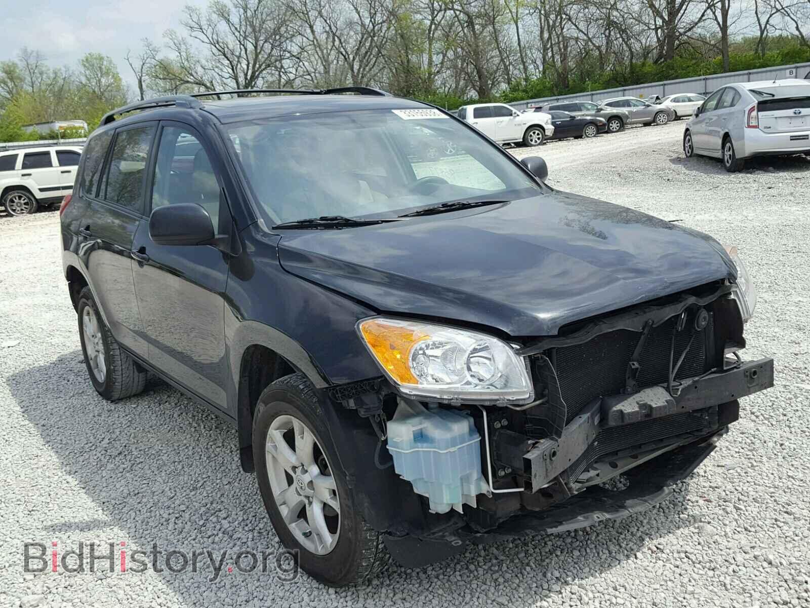 Фотография 2T3ZF4DV1BW070818 - TOYOTA RAV4 2011