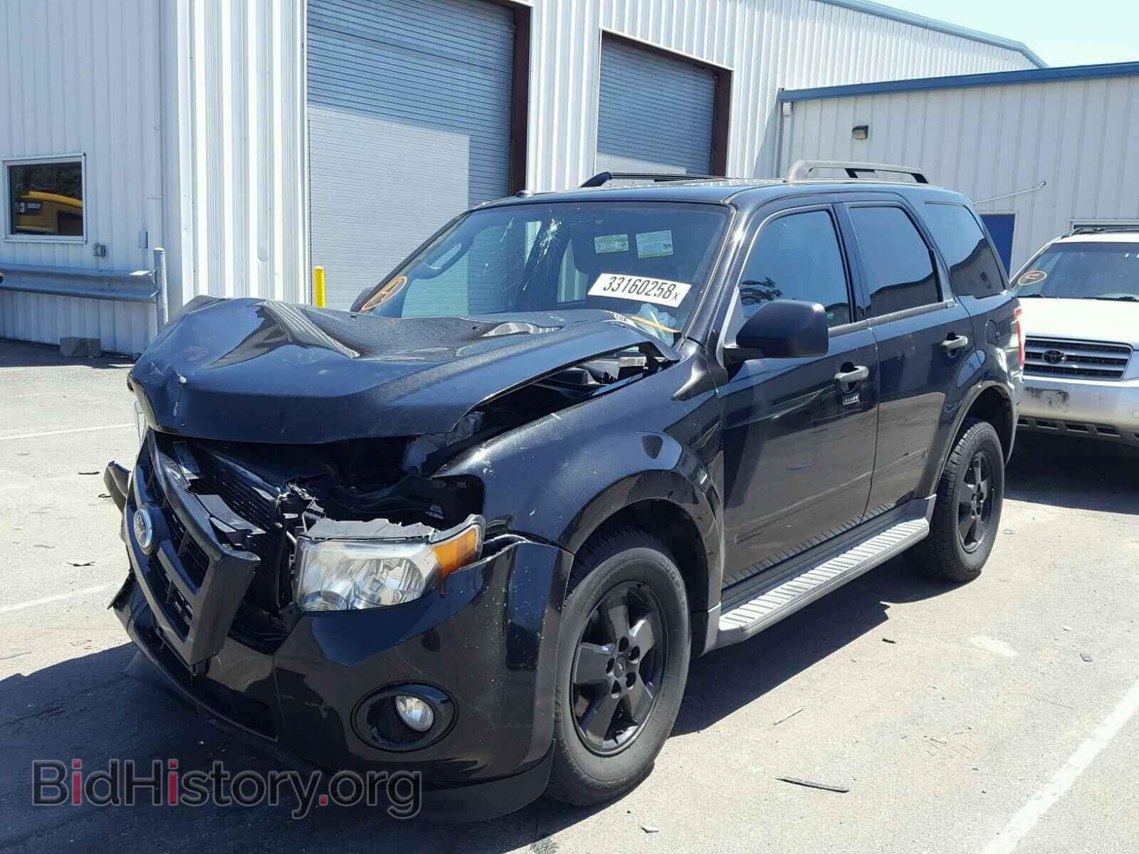 2011 FORD ESCAPE - VIN: 1FMCU0DG2BKA90487 - Фото 2