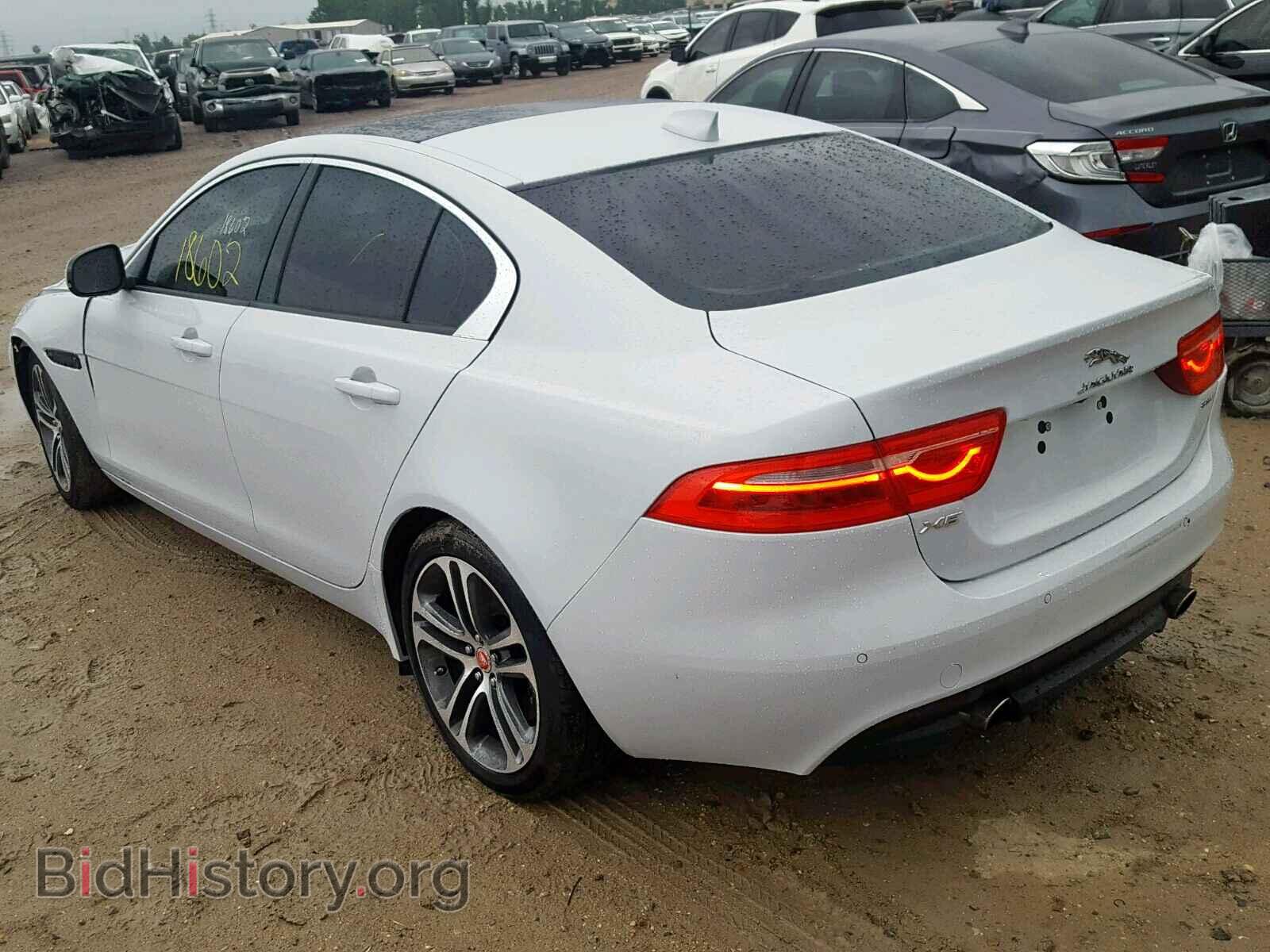 2017 JAGUAR XE - VIN: SAJAD4BVXHCP13282 - Фото 3
