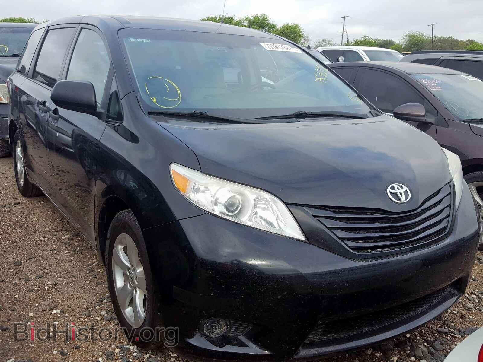 Photo 5TDZZ3DC8HS787212 - TOYOTA SIENNA 2017