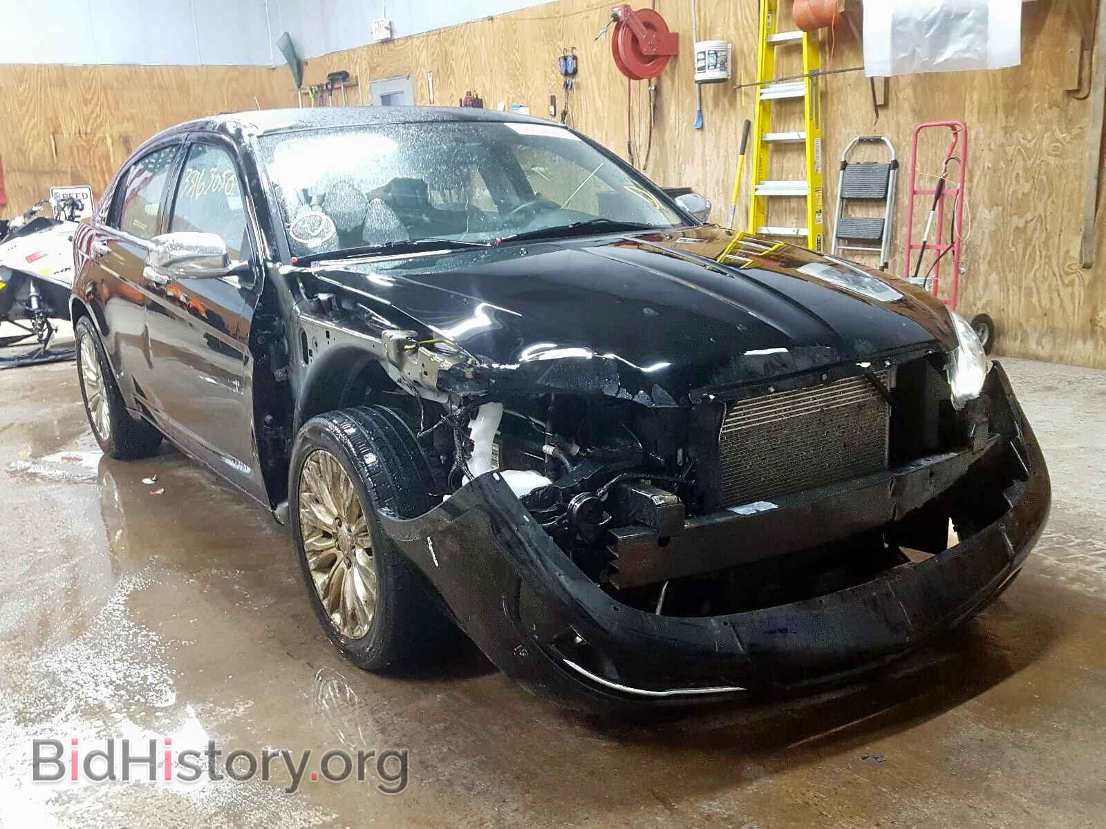 Photo 1C3BC2FB3BN581346 - CHRYSLER 200 2011