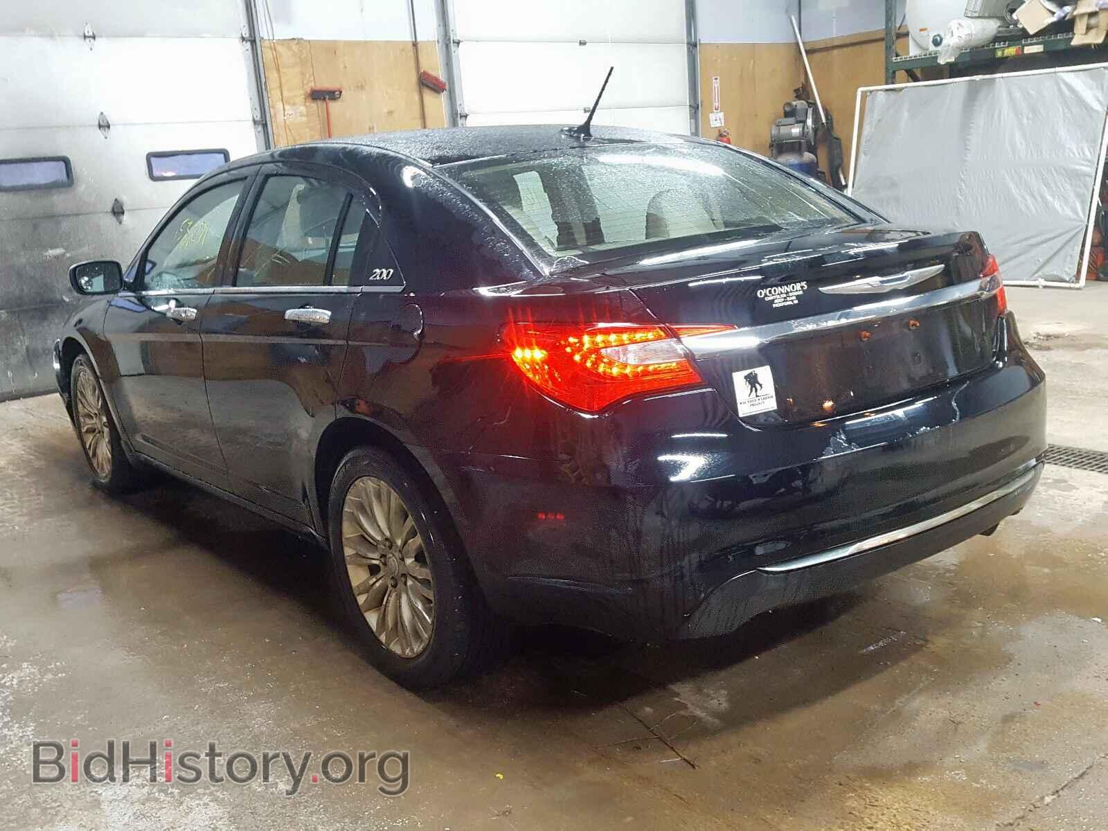 2011 CHRYSLER 200 - VIN: 1C3BC2FB3BN581346 - Photo 3