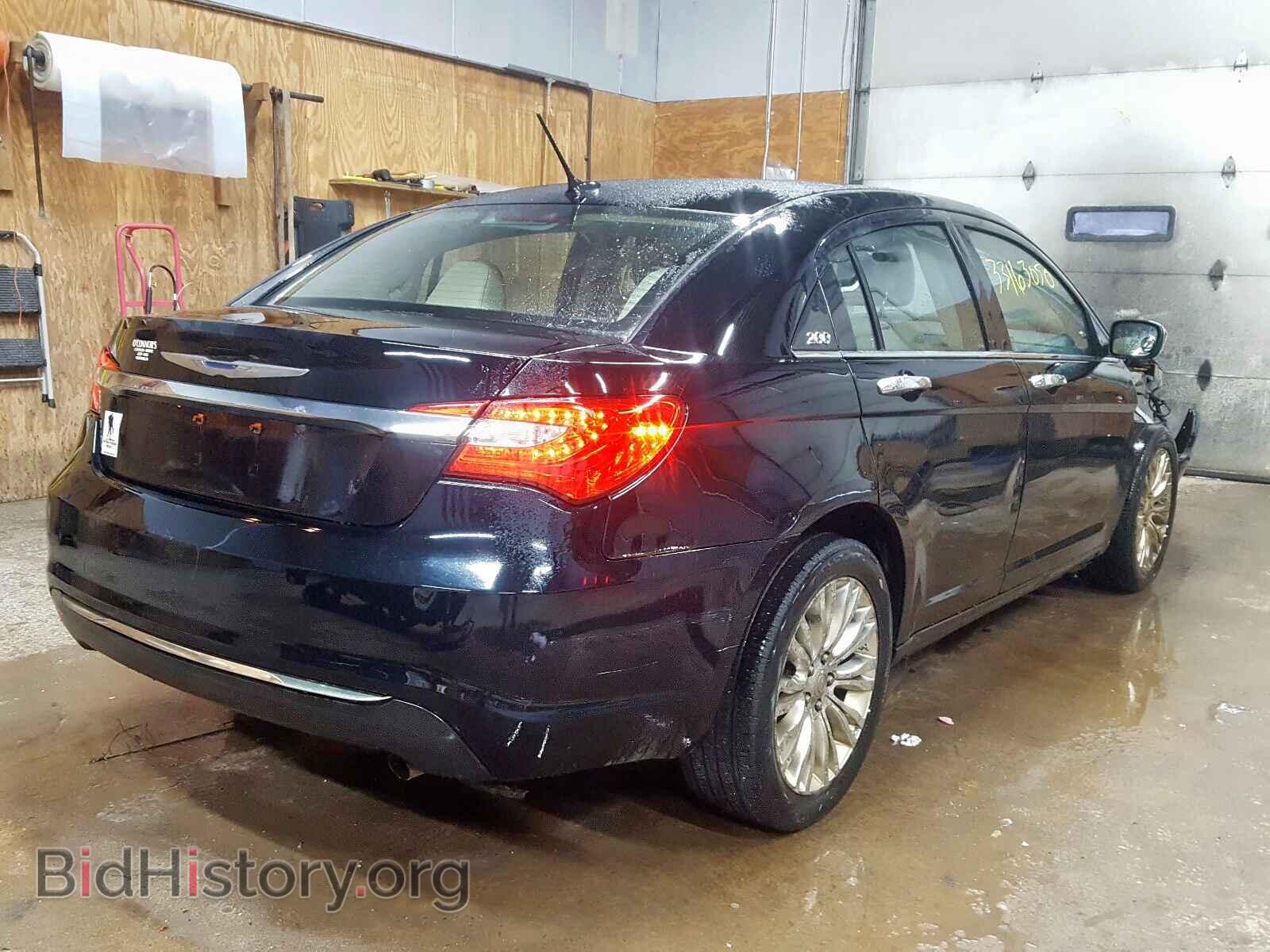2011 CHRYSLER 200 - VIN: 1C3BC2FB3BN581346 - Photo 4