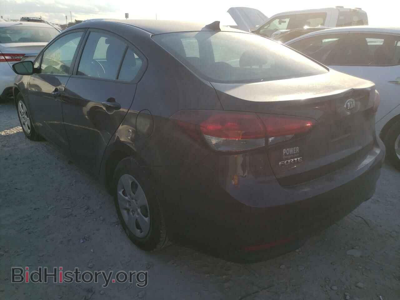 2017 KIA FORTE - VIN: 3KPFK4A73HE013352 - Фото 3