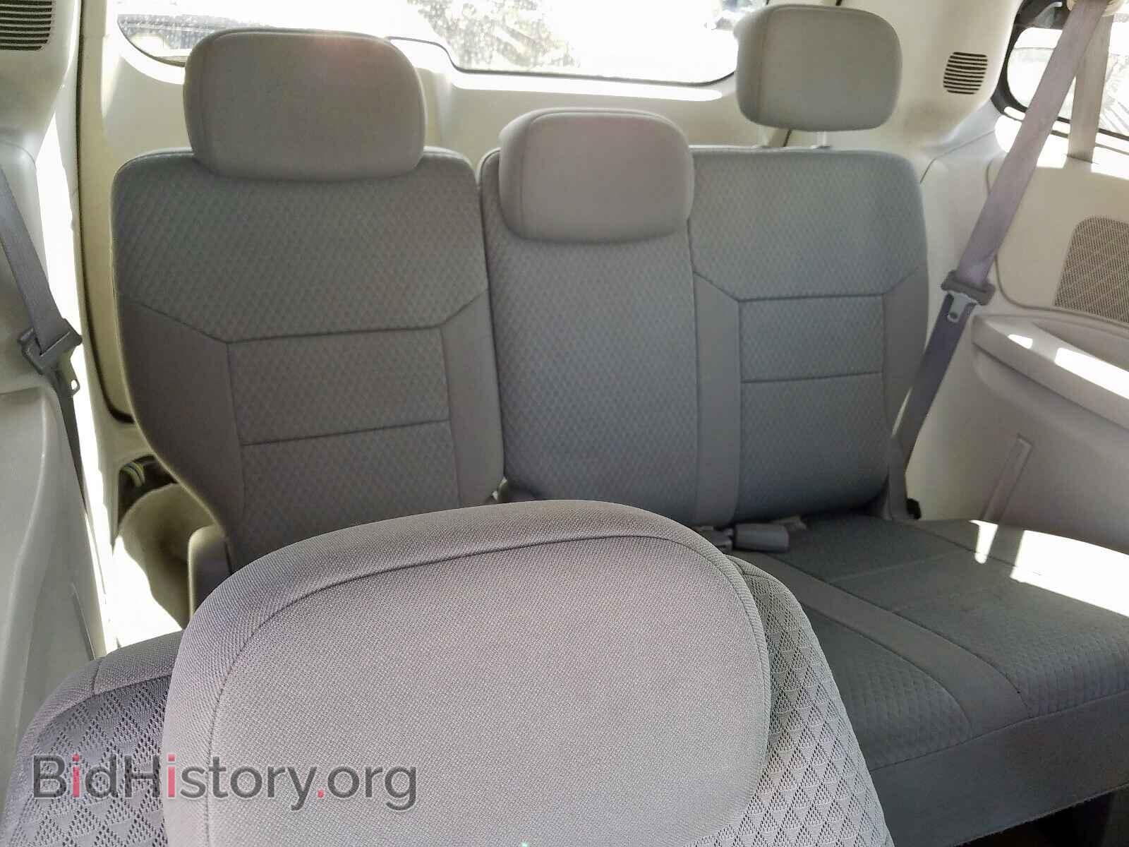 2010 CHRYSLER TOWN & COU - VIN: 2A4RR4DE8AR178511 - Фото 9