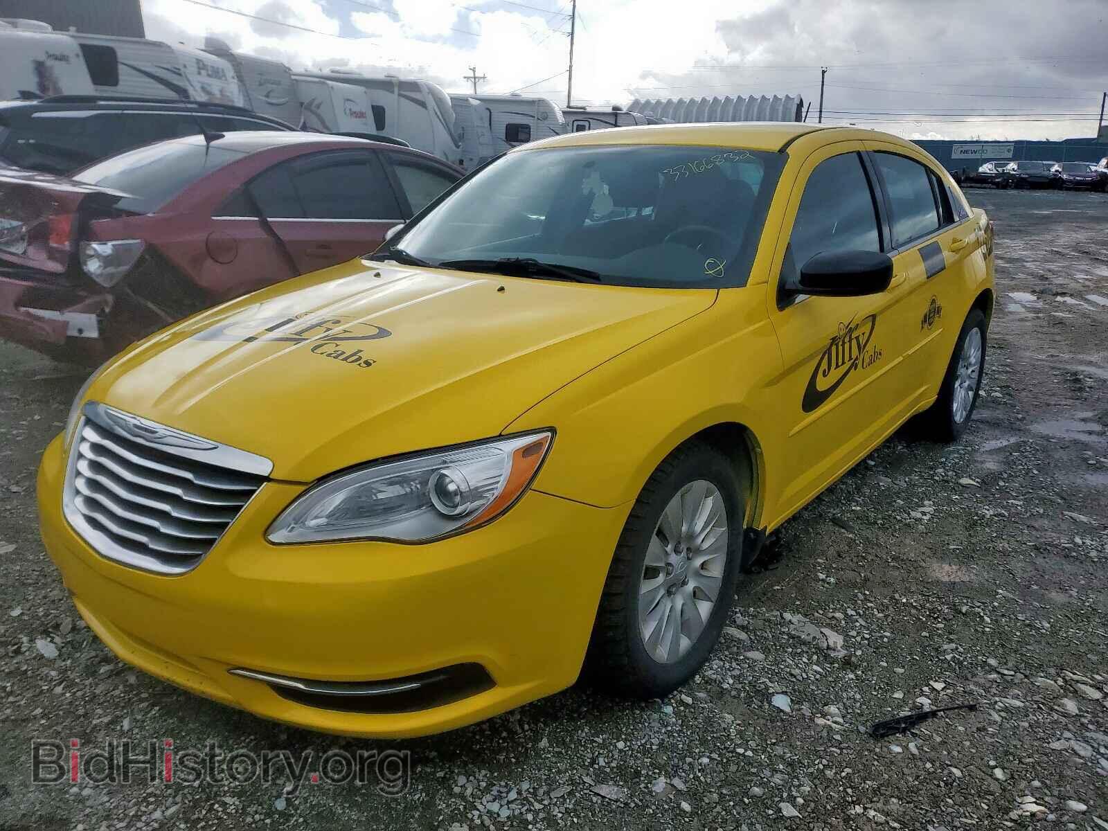 2013 CHRYSLER 200 - VIN: 1C3CCBABXDN553963 - Фото 2