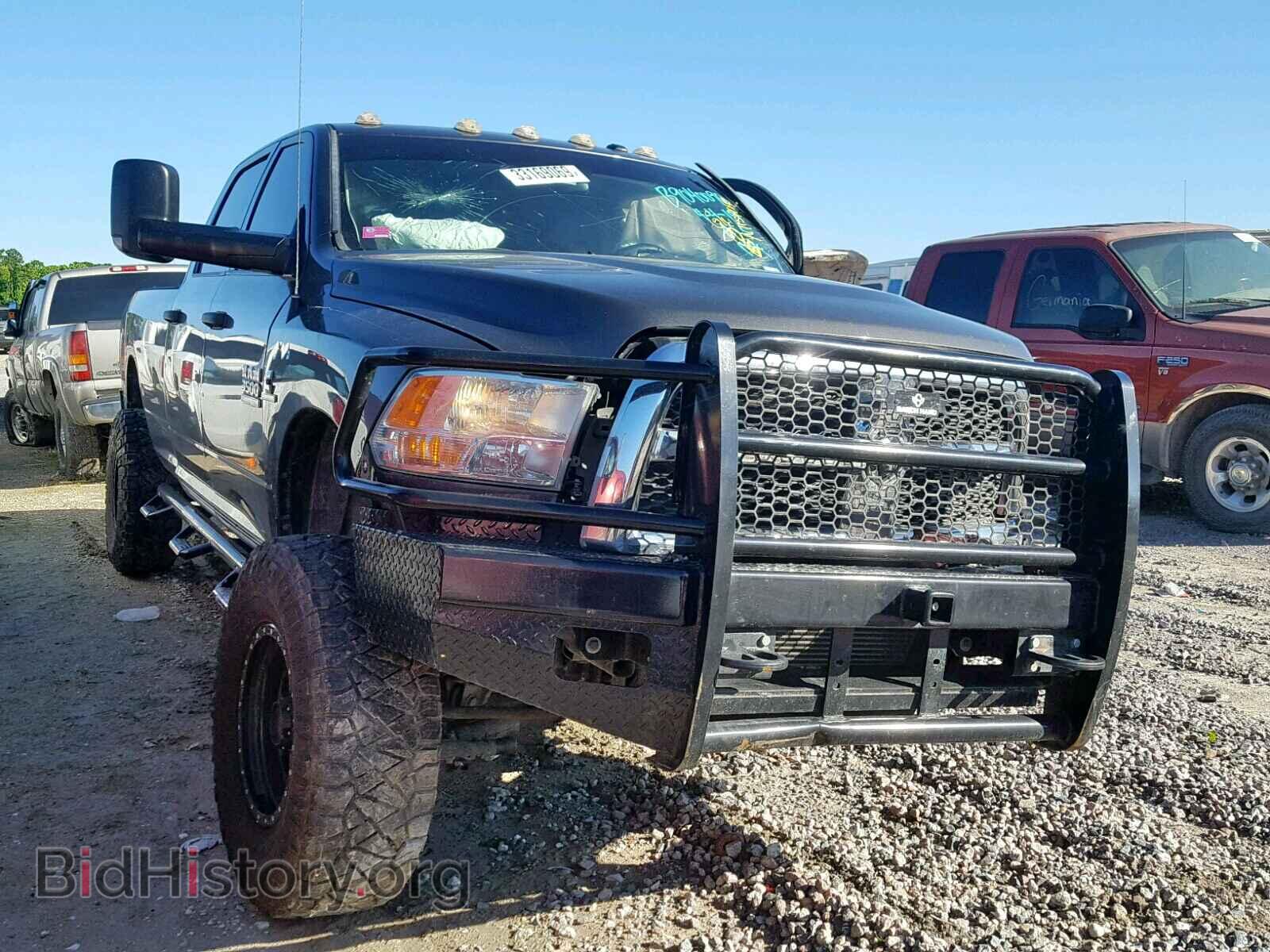 Photo 3C63R3GL3EG313218 - RAM 3500 ST 2014