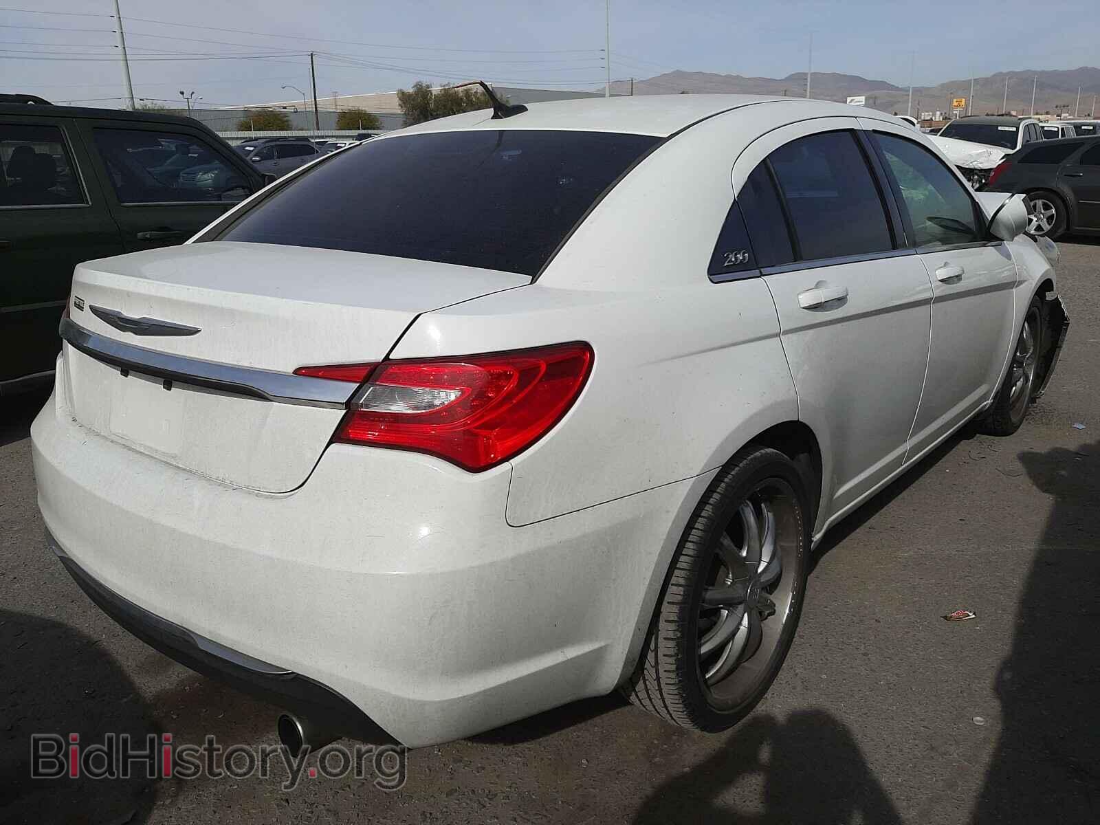 2013 CHRYSLER 200 - VIN: 1C3CCBAB8DN642253 - Фото 4