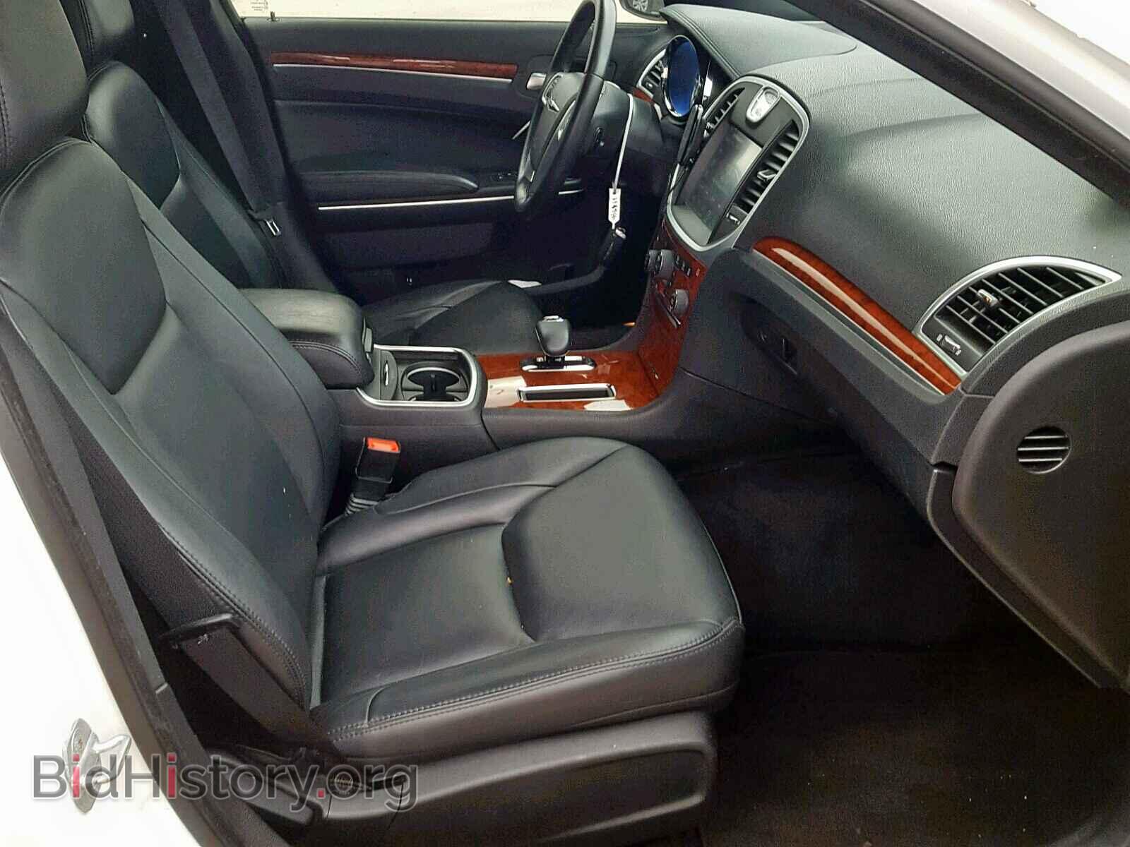 2013 CHRYSLER 300 - VIN: 2C3CCAAG8DH627475 - Фото 5