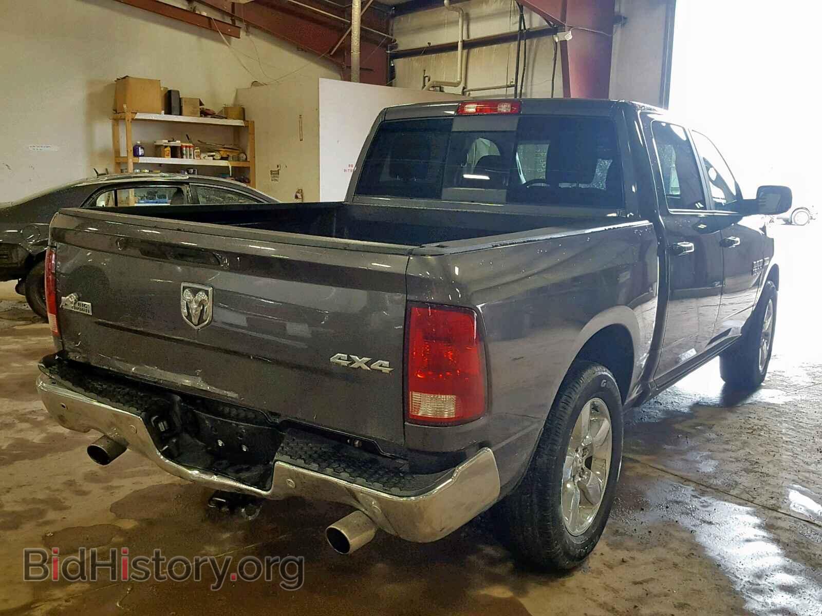2017 RAM 1500 SLT - VIN: 3C6RR7LT9HG594758 - Фото 4