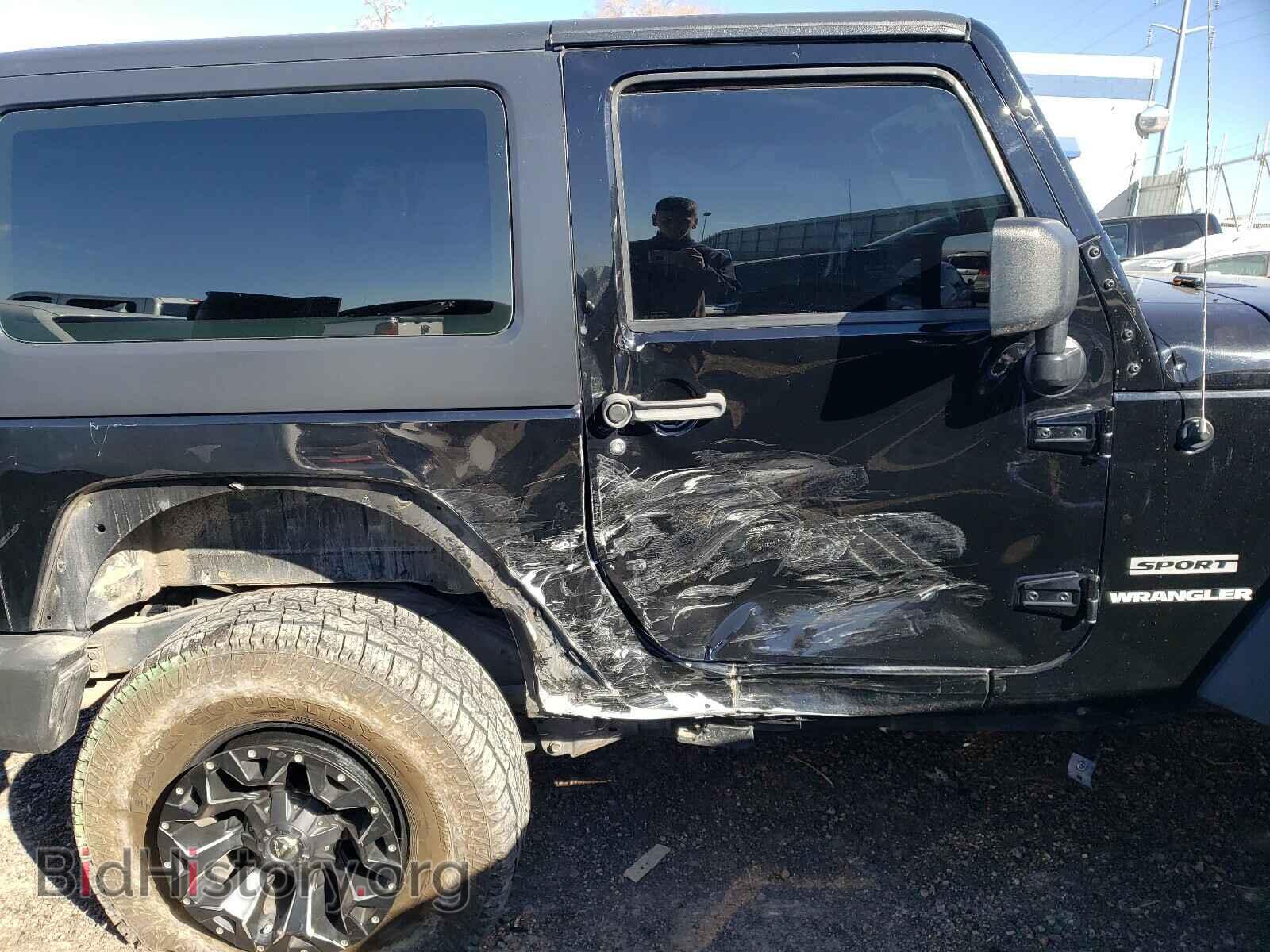 2011 JEEP WRANGLER - VIN: 1J4AA2D10BL548124 - Фото 9