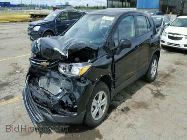 2017 CHEVROLET TRAX - VIN: 3GNCJNSB9HL215890 - Фото 2