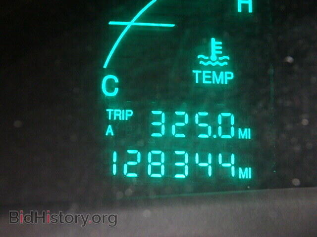 2001 CADILLAC DEVILLE - VIN: 1G6KD54YX1U185679 - Фото 8