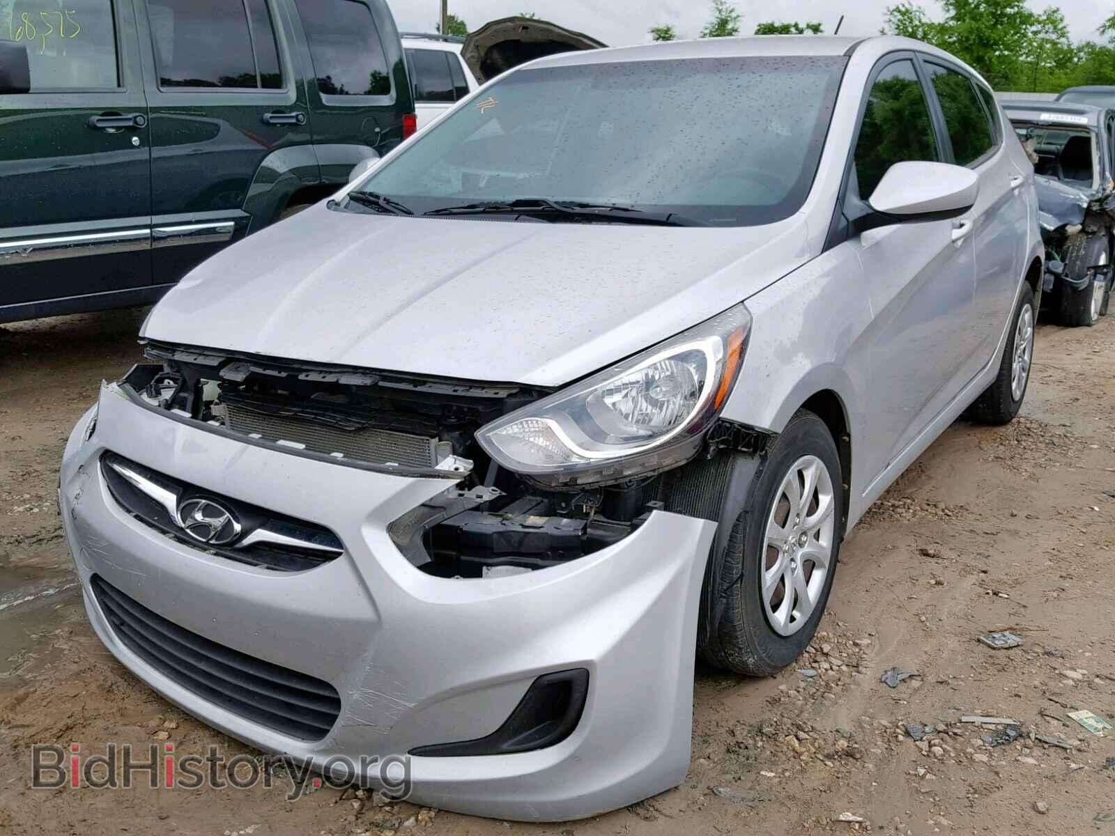 2013 HYUNDAI ACCENT - VIN: KMHCT5AE7DU121761 - Фото 2