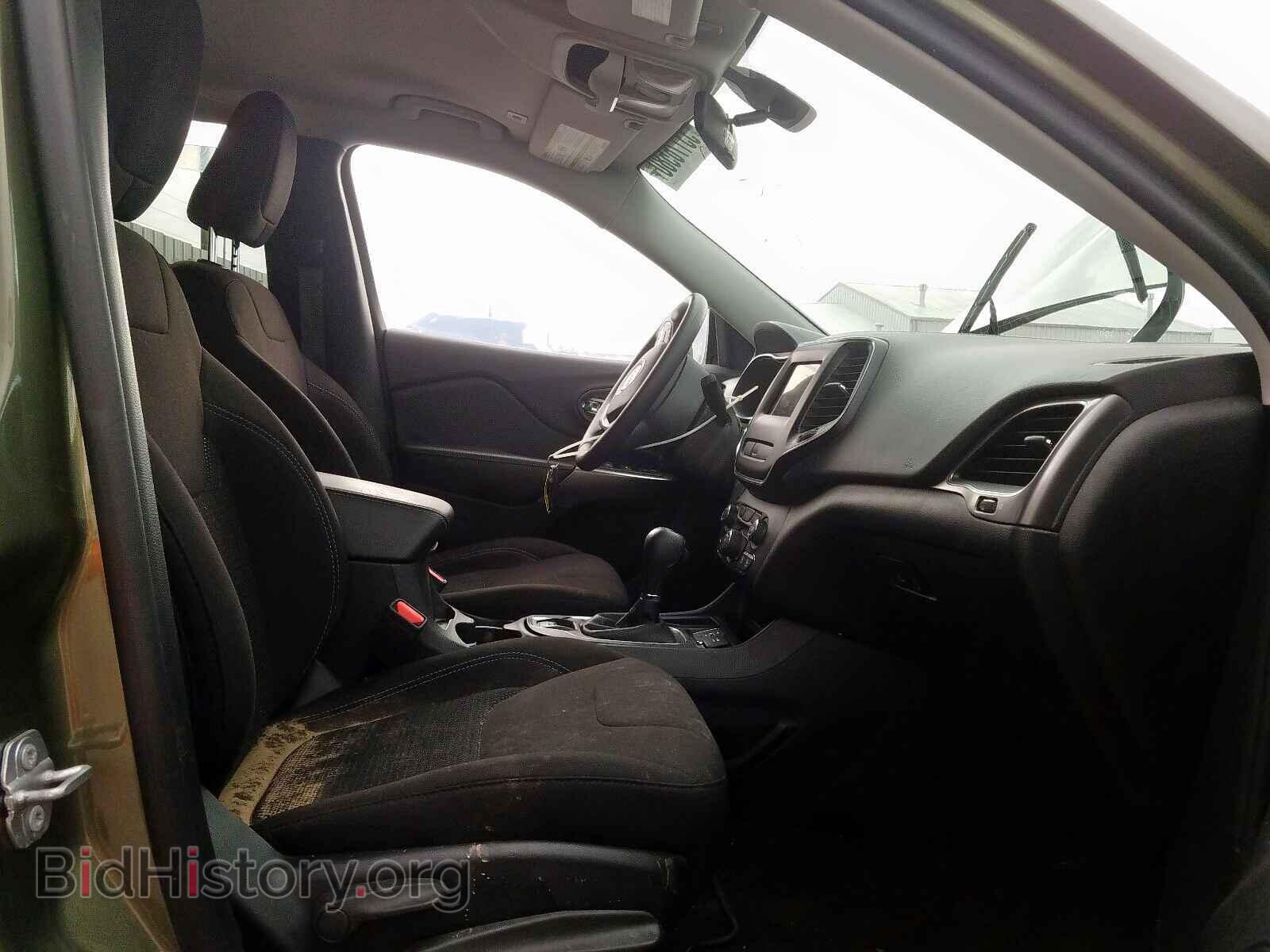 2019 JEEP CHEROKEE - VIN: 1C4PJLCB0KD120127 - Фото 5
