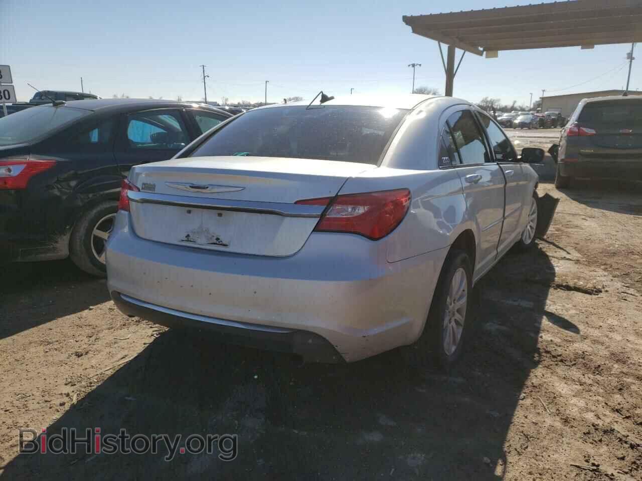 2012 CHRYSLER 200 - VIN: 1C3CCBBB2CN201165 - Фото 4