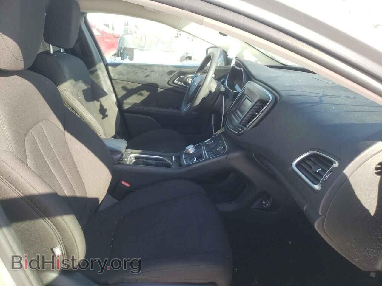 2015 CHRYSLER 200 - VIN: 1C3CCCFB5FN643636 - Photo 5
