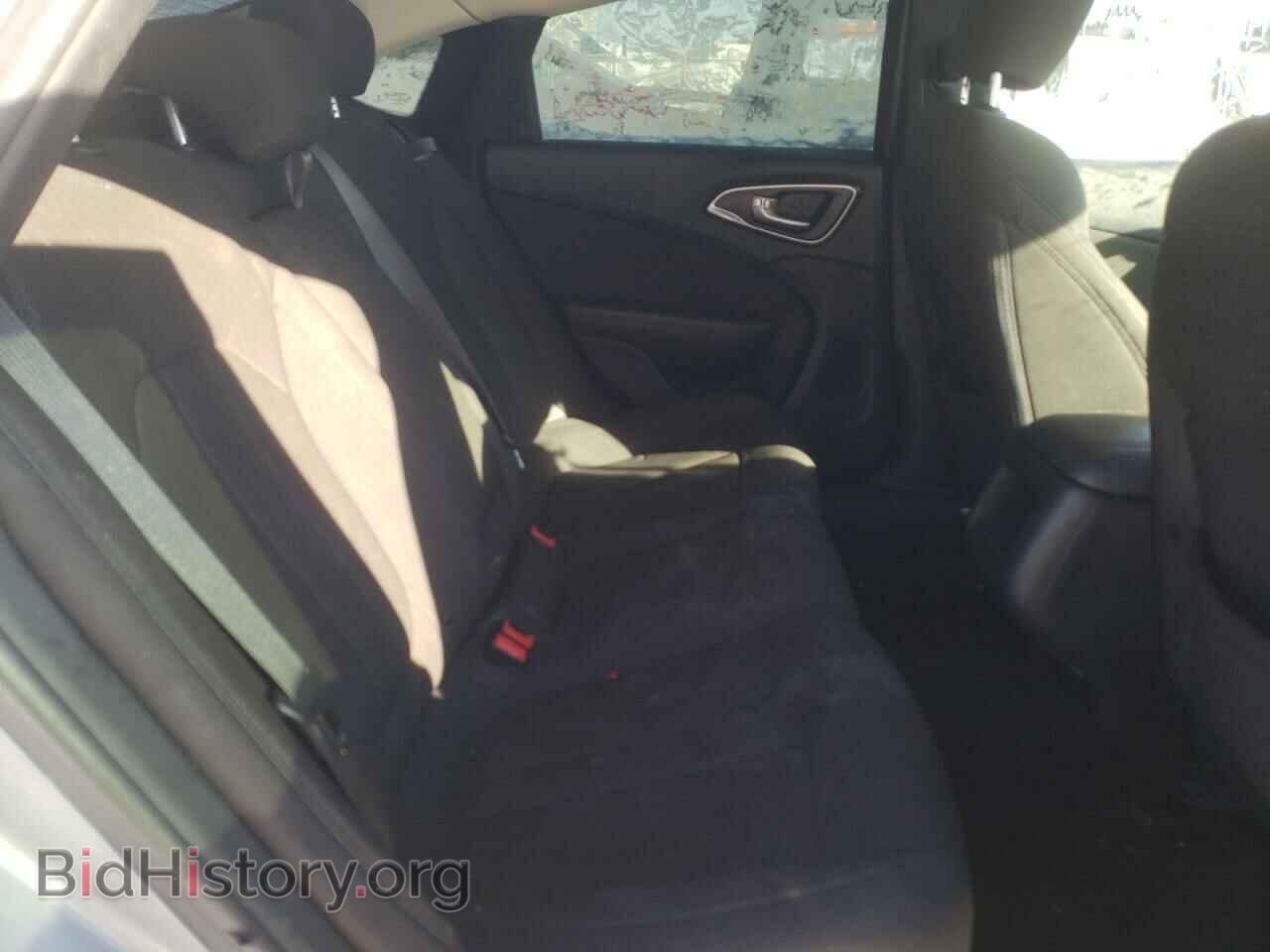 2015 CHRYSLER 200 - VIN: 1C3CCCFB5FN643636 - Photo 6