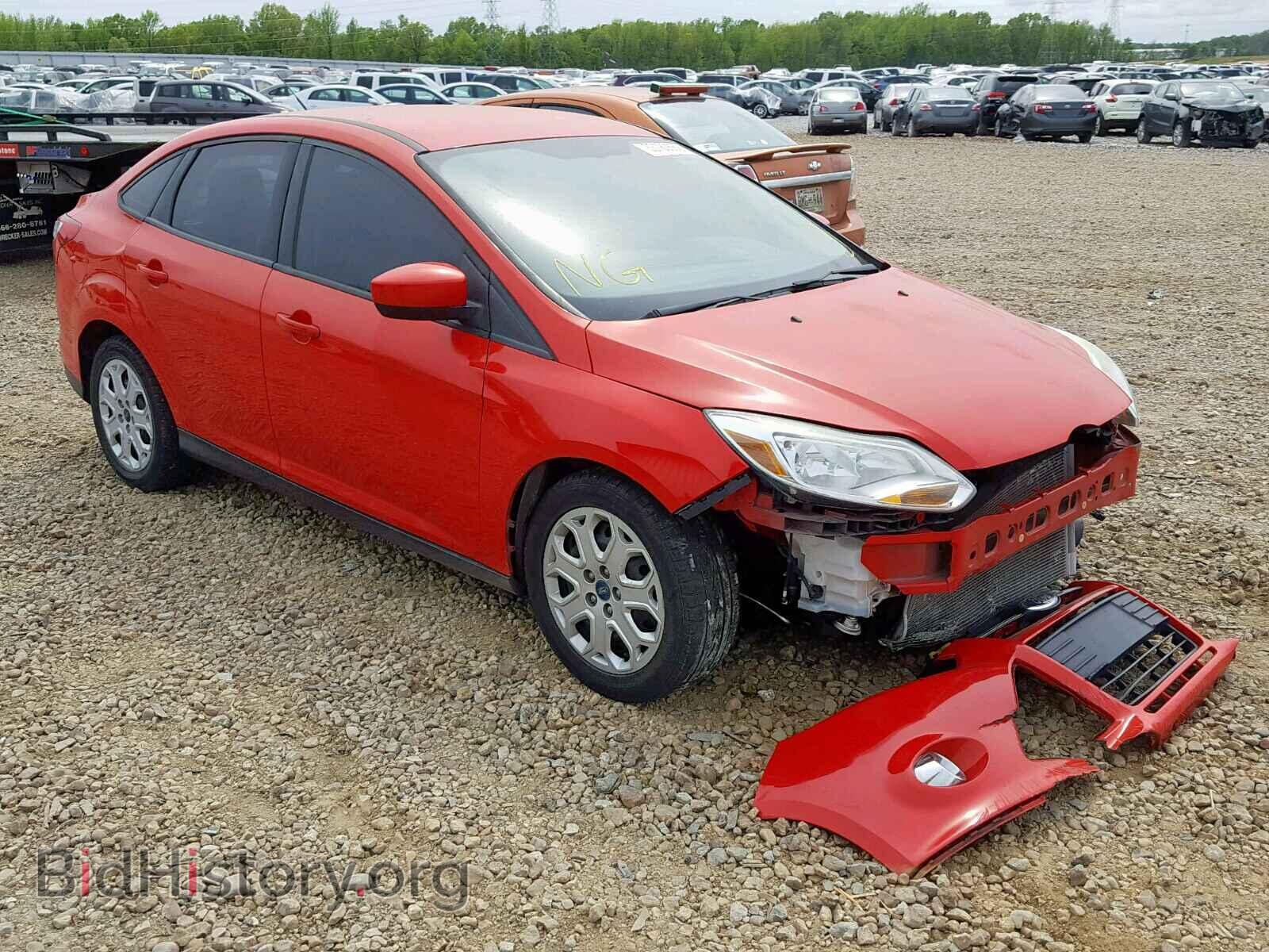 Photo 1FAHP3F24CL120840 - FORD FOCUS SE 2012