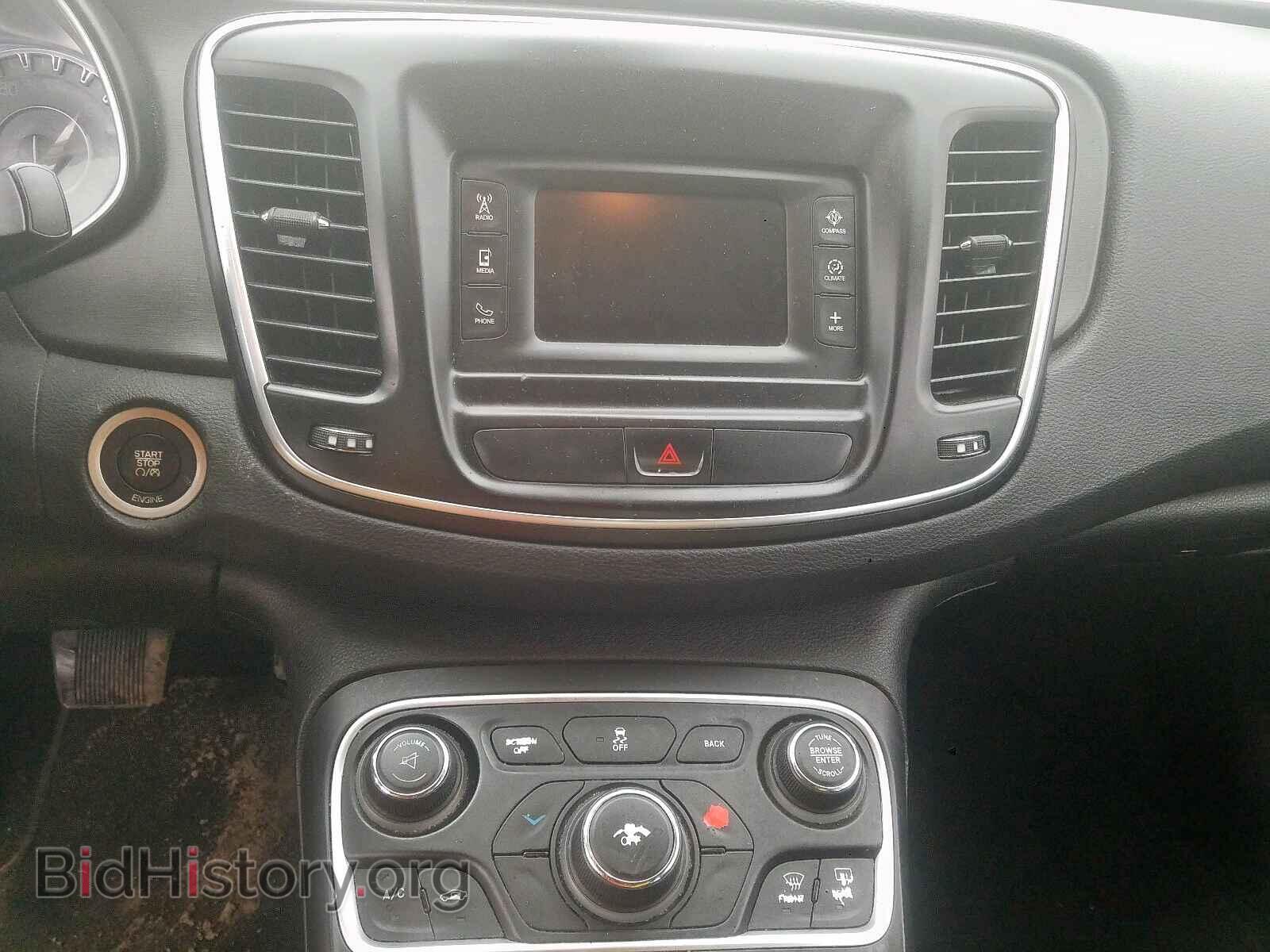 2016 CHRYSLER 200 - VIN: 1C3CCCAB1GN127377 - Photo 9