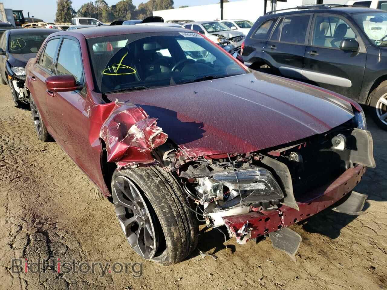 2019 CHRYSLER 300 - VIN: 2C3CCABG4KH609471 - Фото 9