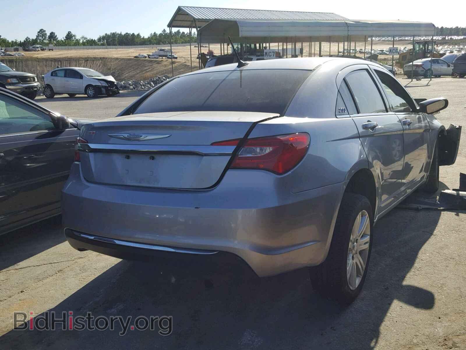 2013 CHRYSLER 200 - VIN: 1C3CCBAB5DN640797 - Photo 4