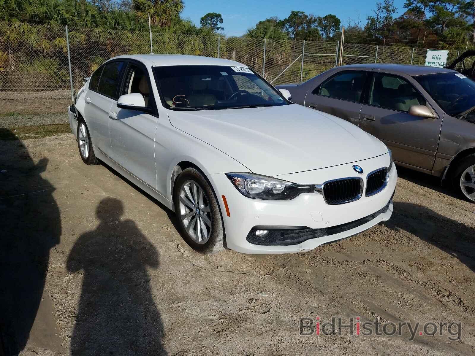 Photo WBA8E1G38HNU15573 - BMW 3 SERIES 2017