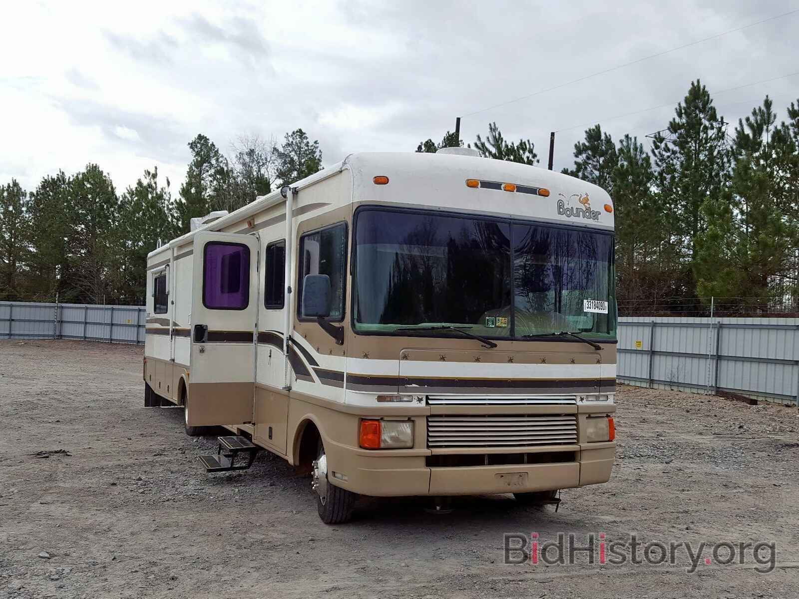 Photo 3FCNF53S2XJA21021 - FORD MOTORHOME 2003