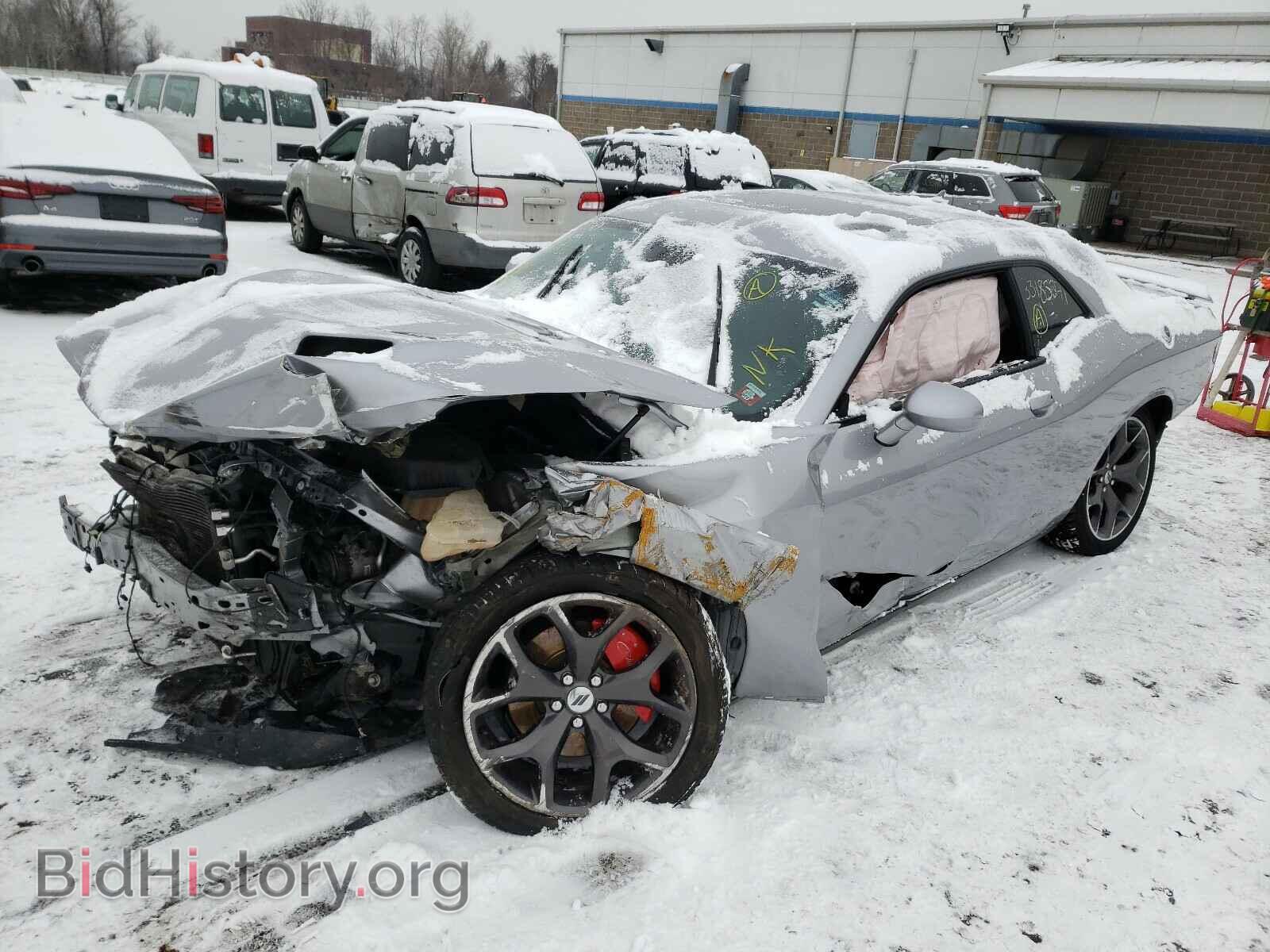 2018 DODGE CHALLENGER - VIN: 2C3CDZAG1JH258692 - Фото 2