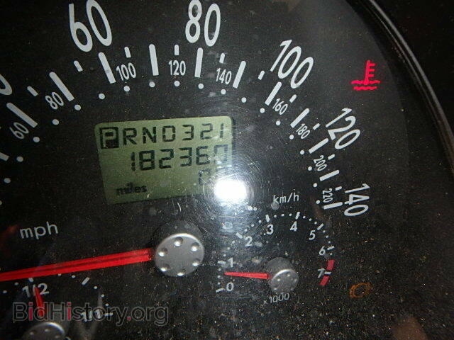 2000 VOLKSWAGEN BEETLE - VIN: 3VWCA21C7YM484317 - Фото 8