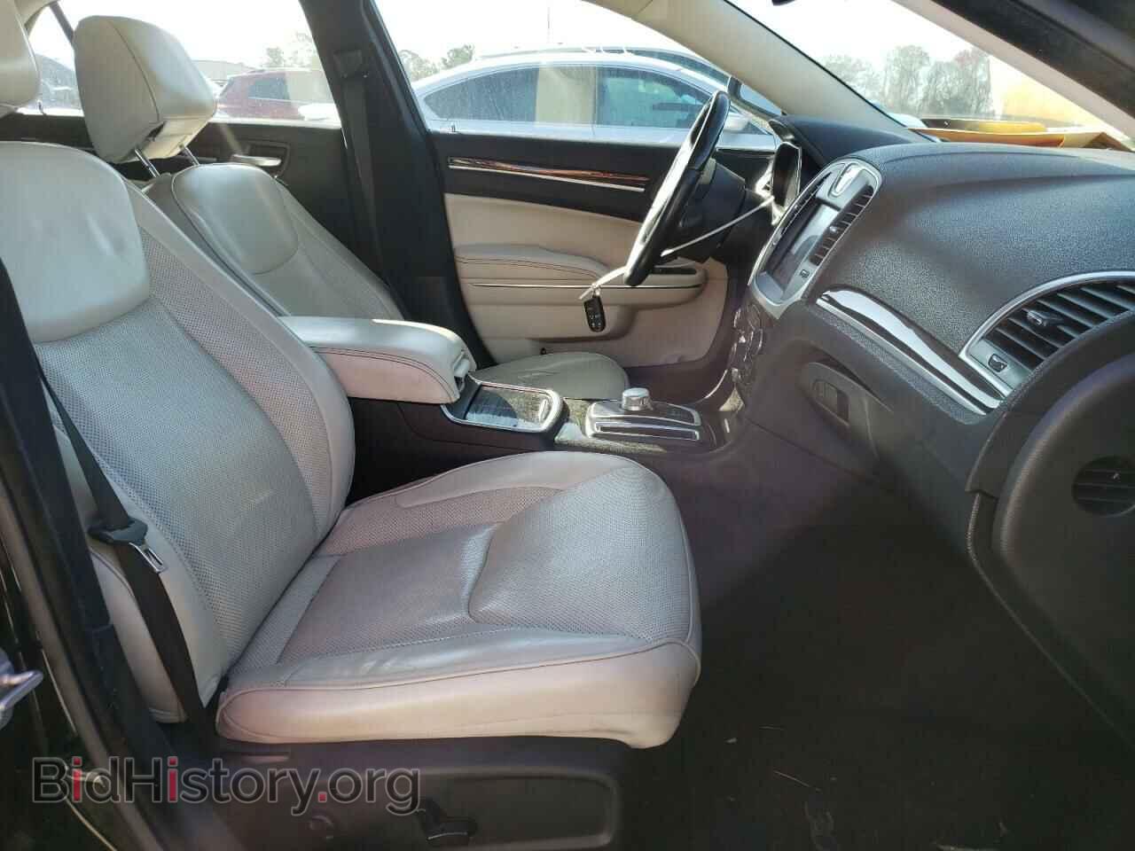 2017 CHRYSLER 300 - VIN: 2C3CCAEGXHH580028 - Фото 5