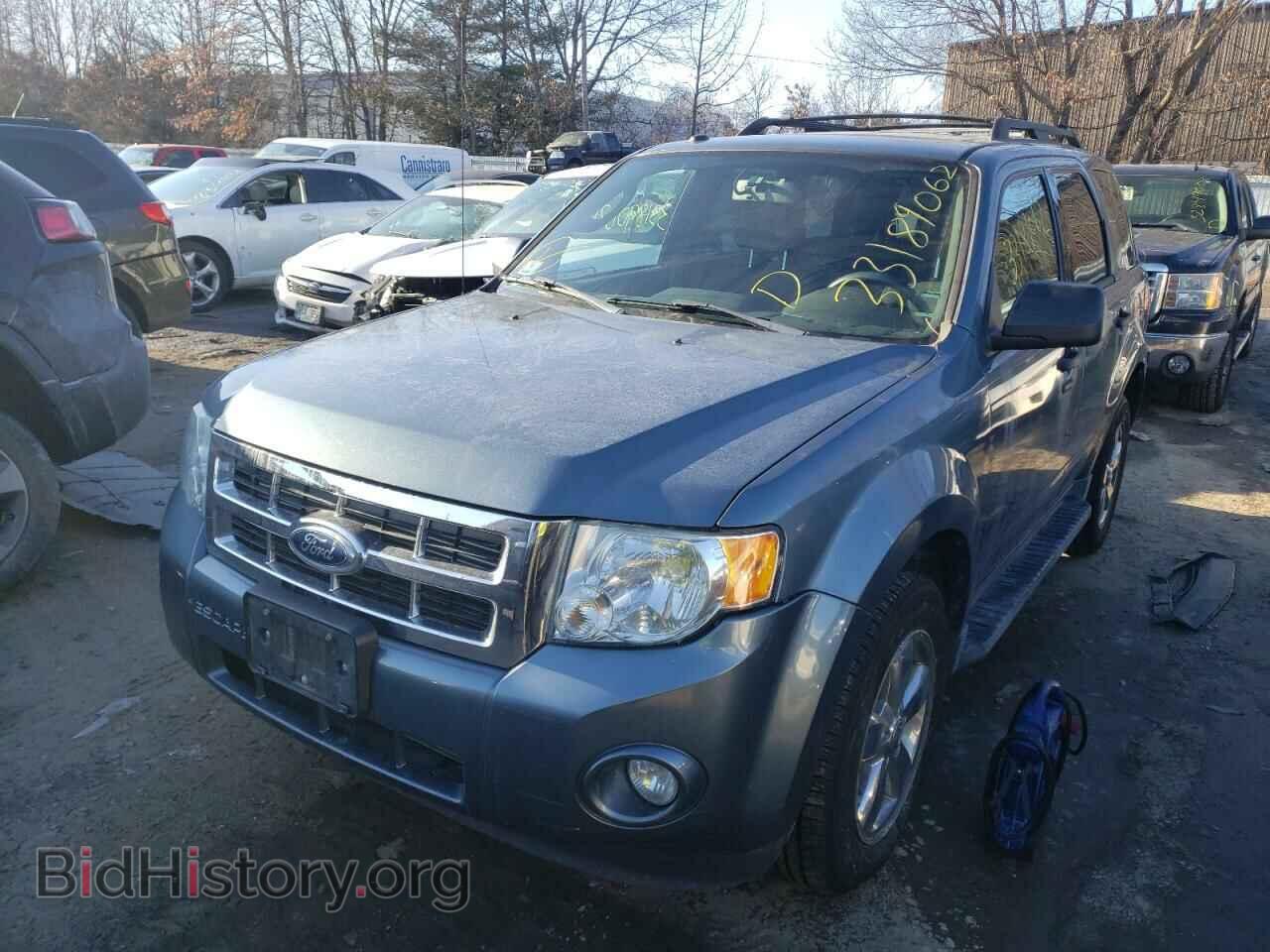 2011 FORD ESCAPE - VIN: 1FMCU9D77BKA71731 - Фото 2