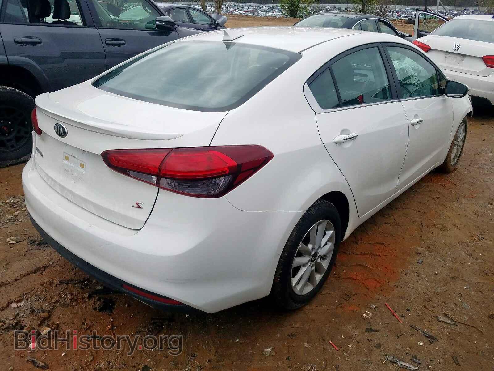2017 KIA FORTE - VIN: 3KPFL4A79HE114621 - Photo 4