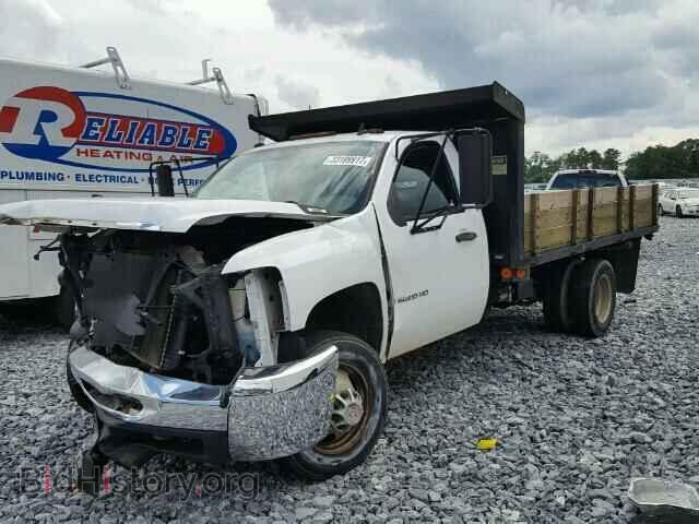 2008 CHEVROLET SILVERADO - VIN: 1GBJC34K08E136026 - Фото 2