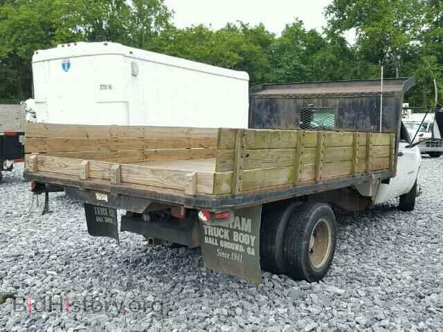 2008 CHEVROLET SILVERADO - VIN: 1GBJC34K08E136026 - Фото 4
